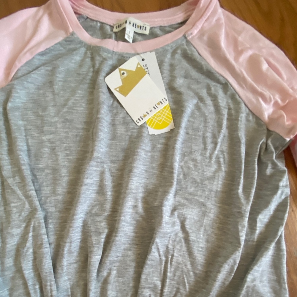 Long sleeved Crown of Hearts shirt